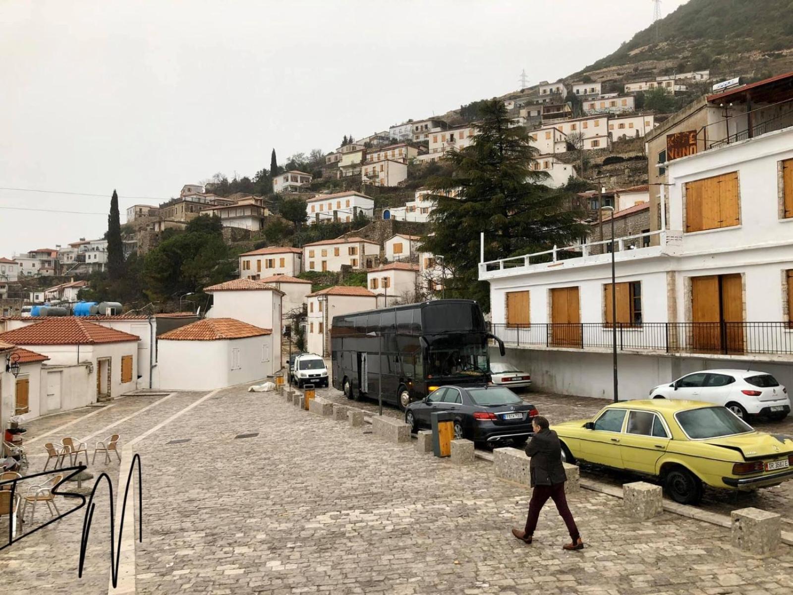 Urban Nightliner Otel Tiran Dış mekan fotoğraf